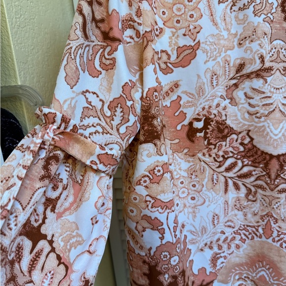 Lauren Conrad Women's Paisley Print Top Sz XL - Picture 6 of 13